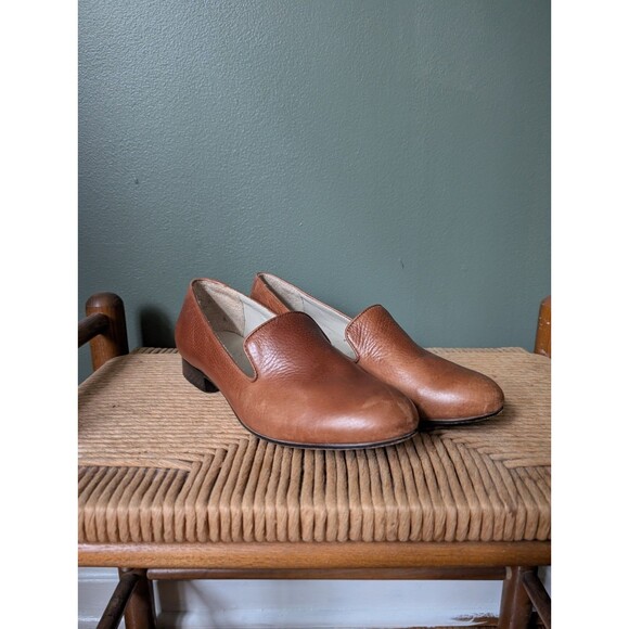 L.L. Bean Womens Brown Leather Loafers Shoes Sz 8 Preppy Mature Work Teacher - Picture 1 of 8